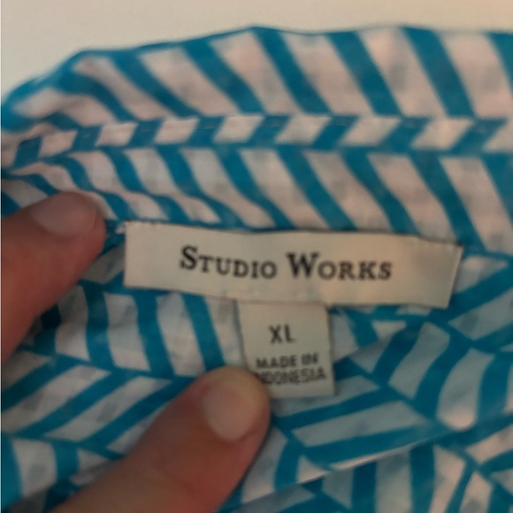 Studio Works Turquoise and White Patterned Top - Picture 4 of 6